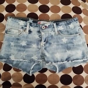 Levi Distress Washed Shorty Short